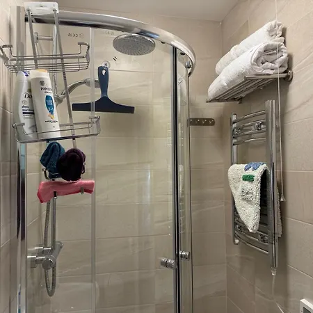 Lindisfarne In 윈더미어